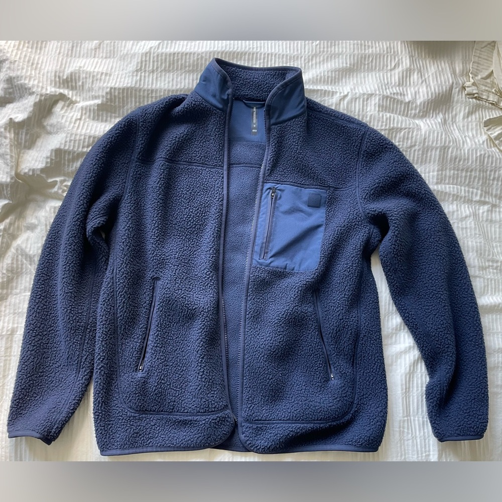 Navy ten thousand Sherpa jacket medium